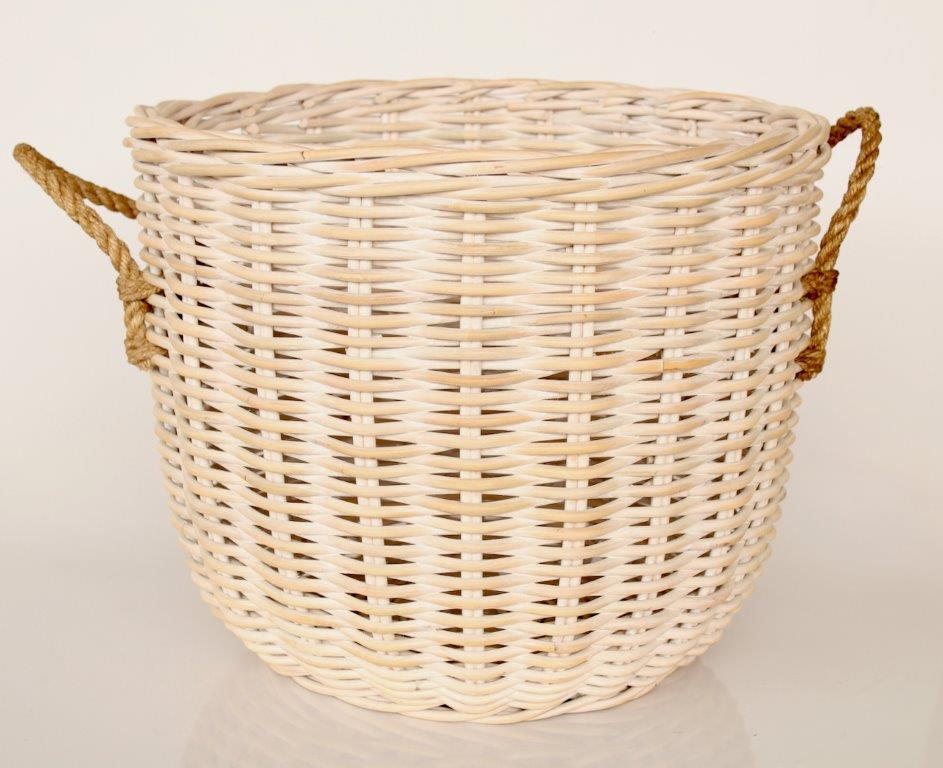 Extra Large Rattan Basket With Rope Handle Detail